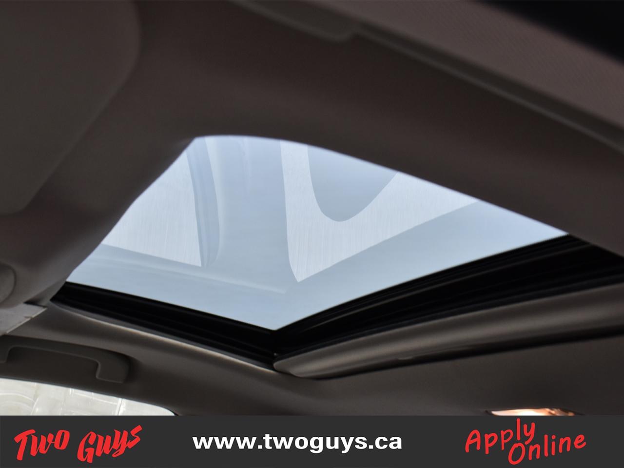 2023 Nissan Qashqai SV 2.0L AWD   Sunroof   Lease Return   Clean CF Photo