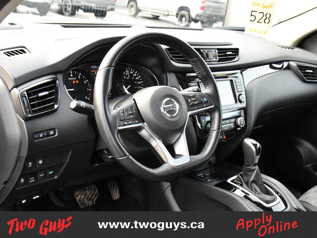 2023 Nissan Qashqai SV 2.0L AWD   Sunroof   Lease Return   Clean CF Photo