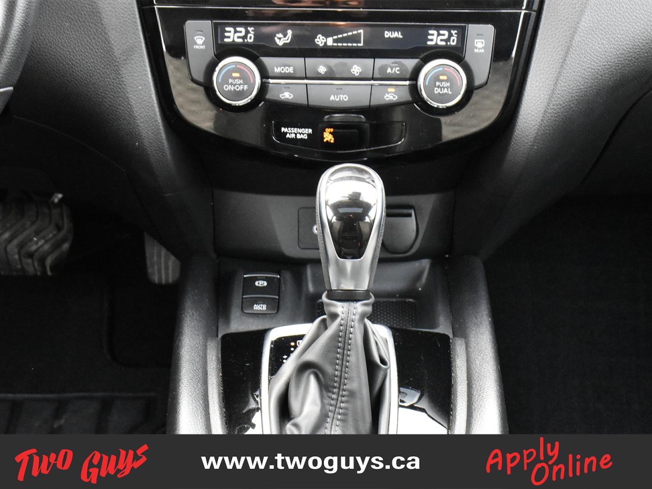 2023 Nissan Qashqai SV 2.0L AWD   Sunroof   Lease Return   Clean CF Photo