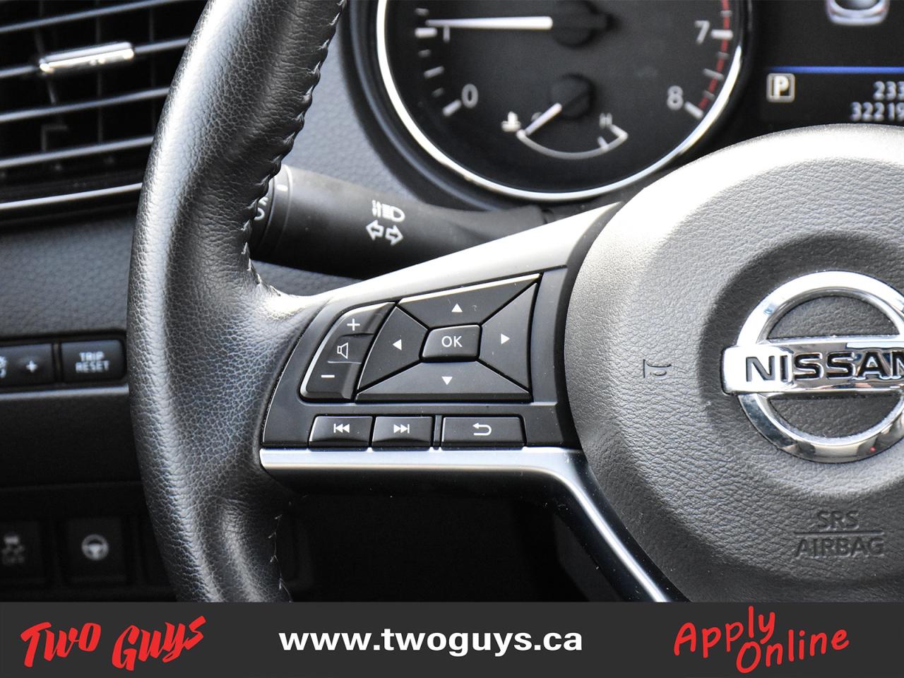 2023 Nissan Qashqai SV 2.0L AWD   Sunroof   Lease Return   Clean CF Photo