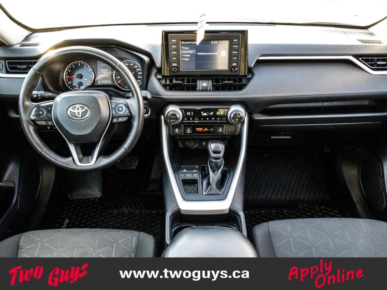 2020 Toyota RAV4 XLE FWD   Sunroof   Htd Cloth   Pwr Hatch Photo