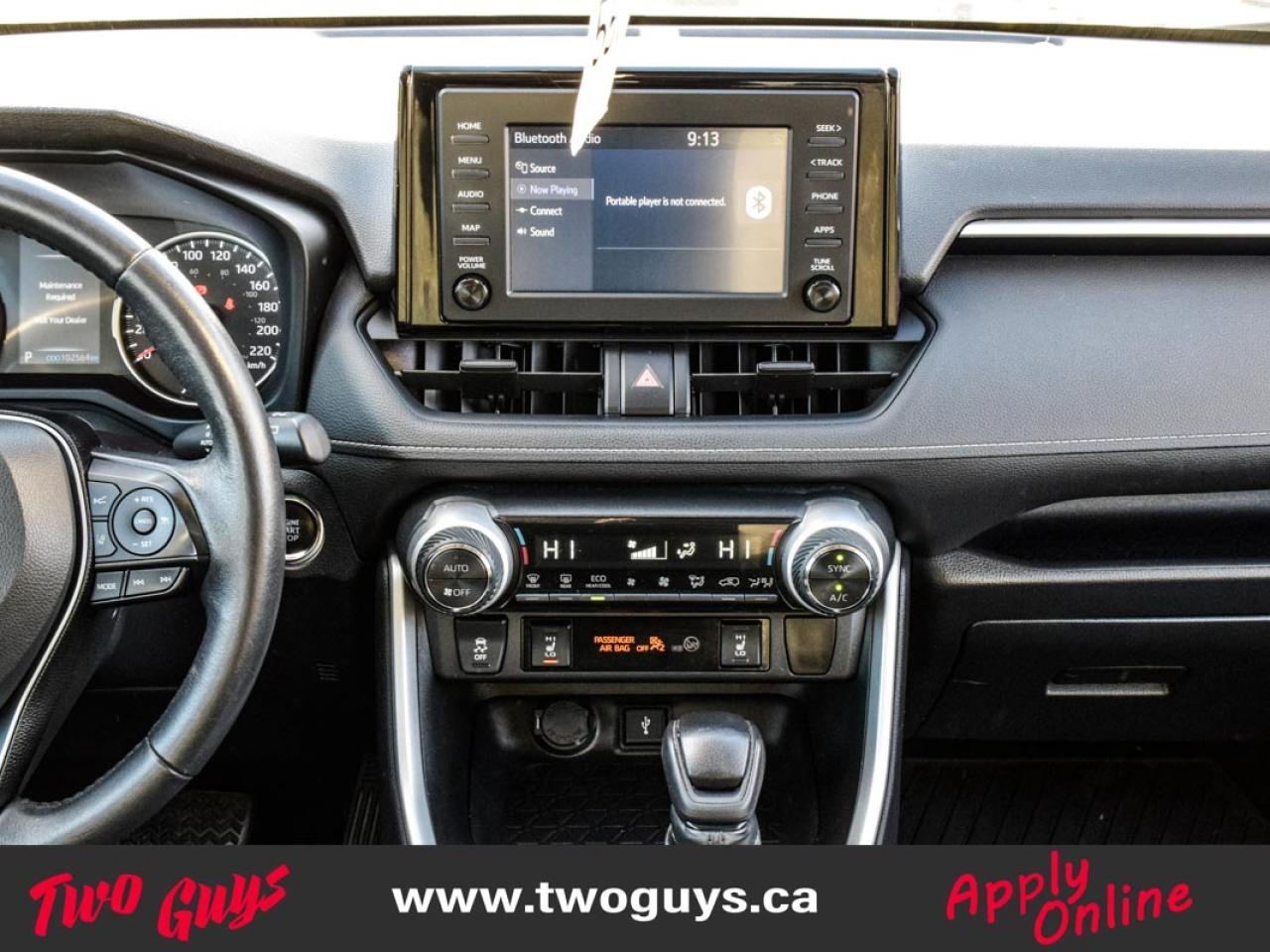 2020 Toyota RAV4 XLE FWD   Sunroof   Htd Cloth   Pwr Hatch Photo