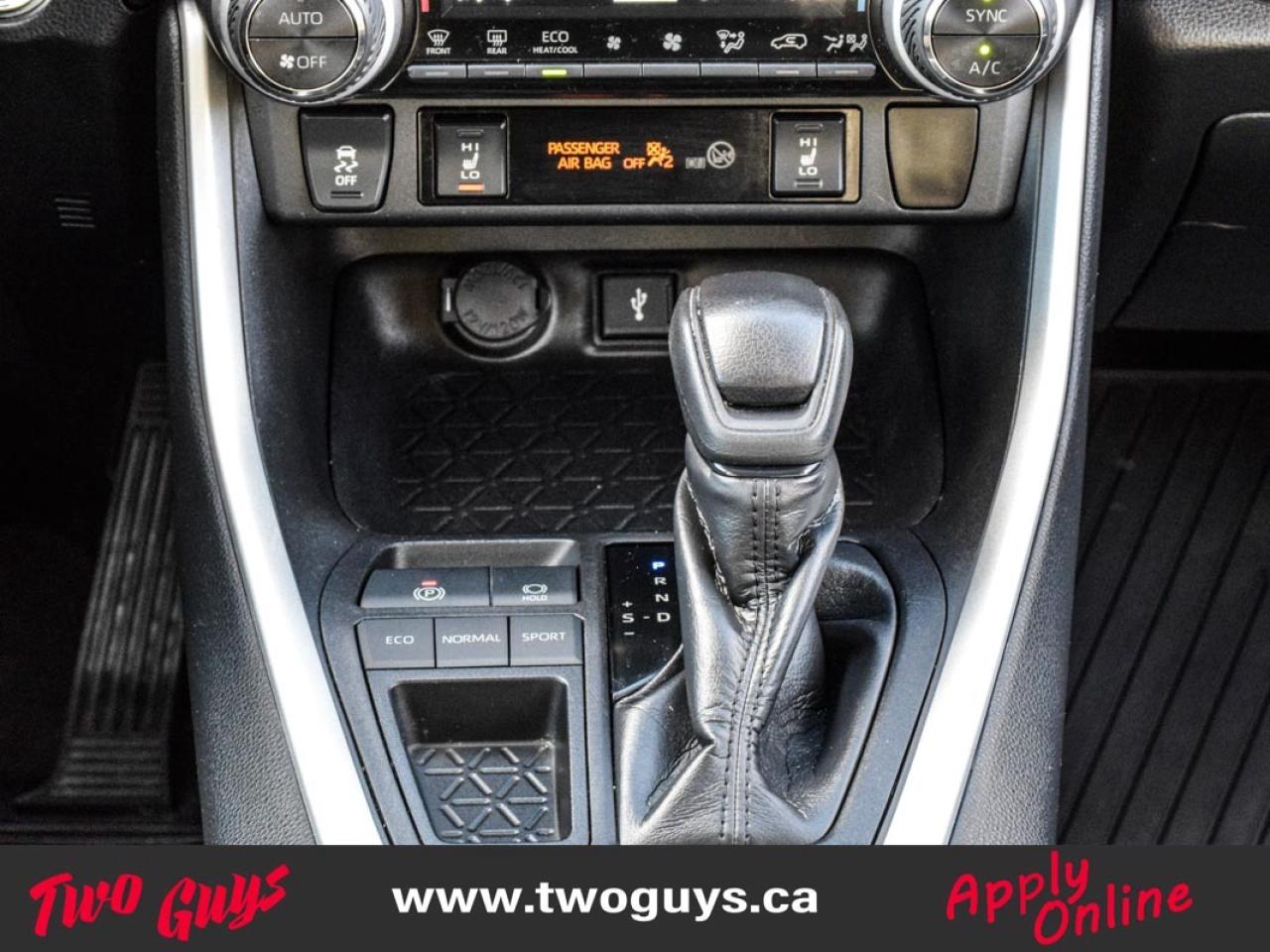 2020 Toyota RAV4 XLE FWD   Sunroof   Htd Cloth   Pwr Hatch Photo