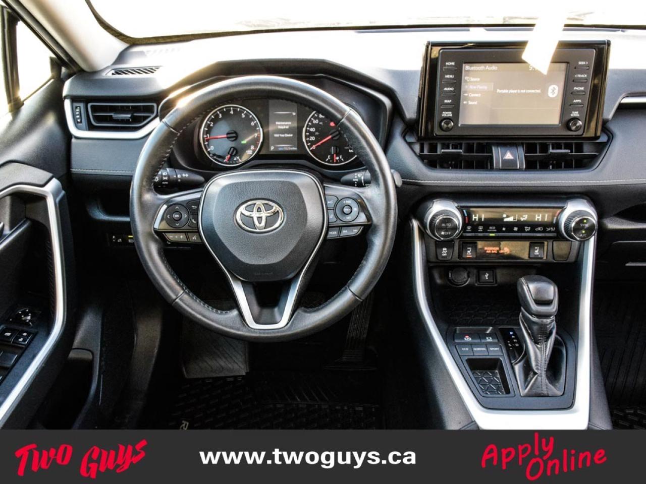 2020 Toyota RAV4 XLE FWD   Sunroof   Htd Cloth   Pwr Hatch Photo