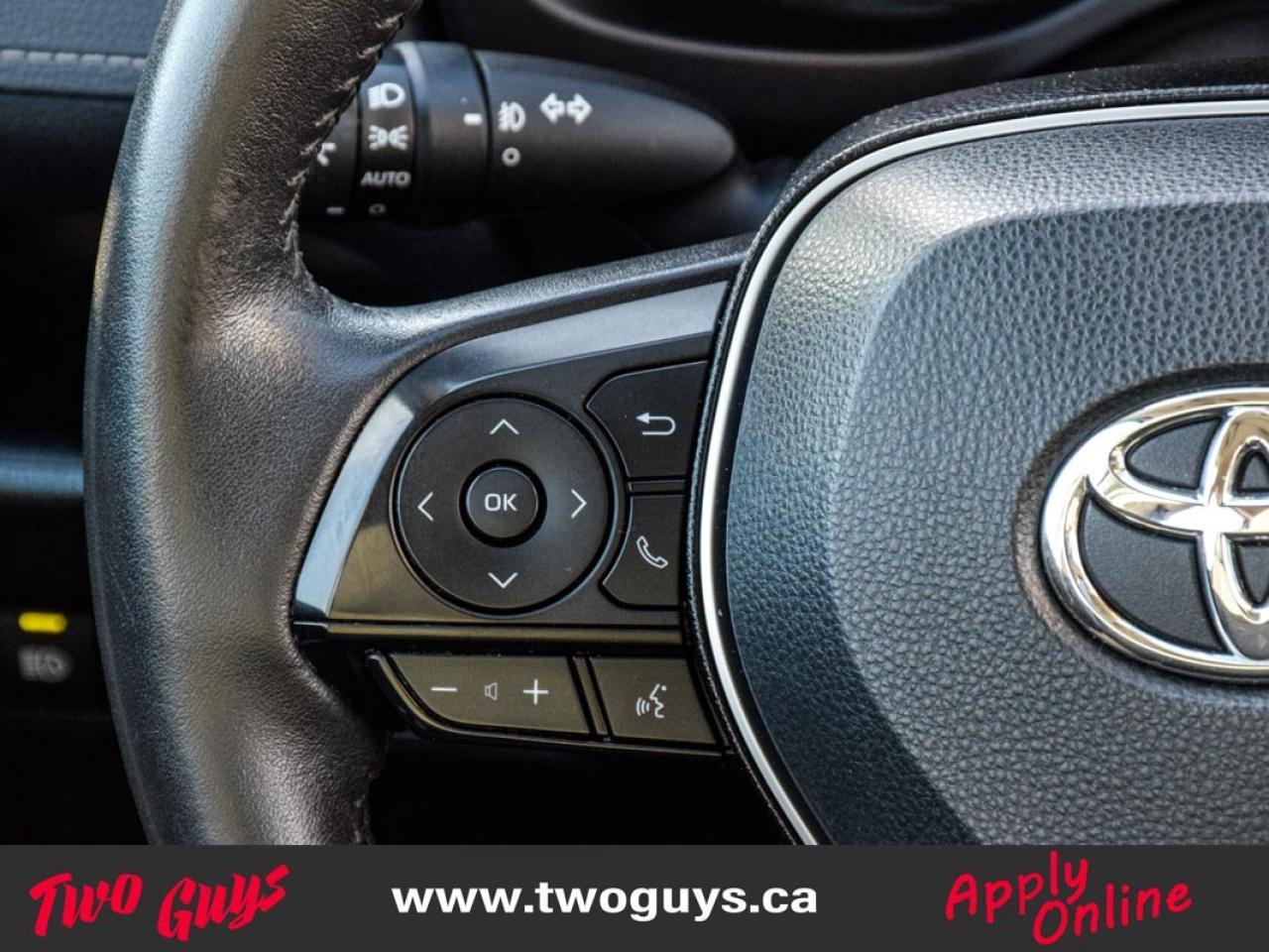 2020 Toyota RAV4 XLE FWD   Sunroof   Htd Cloth   Pwr Hatch Photo