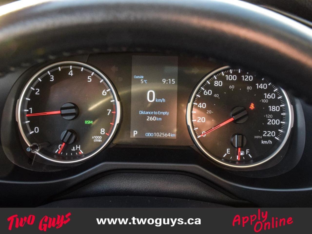 2020 Toyota RAV4 XLE FWD   Sunroof   Htd Cloth   Pwr Hatch Photo