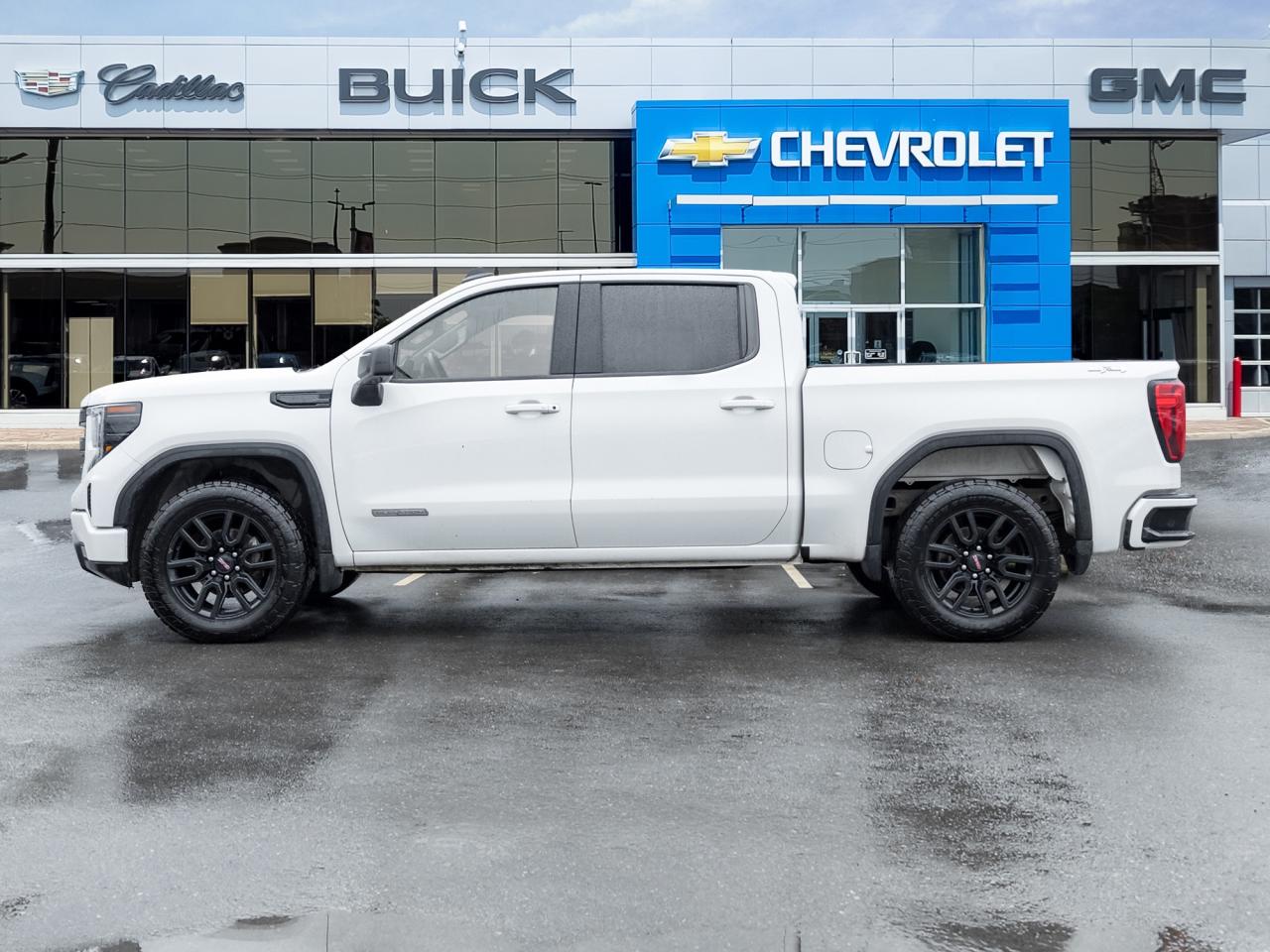 2022 GMC Sierra 1500 4WD Crew Cab 147  Elevation Photo