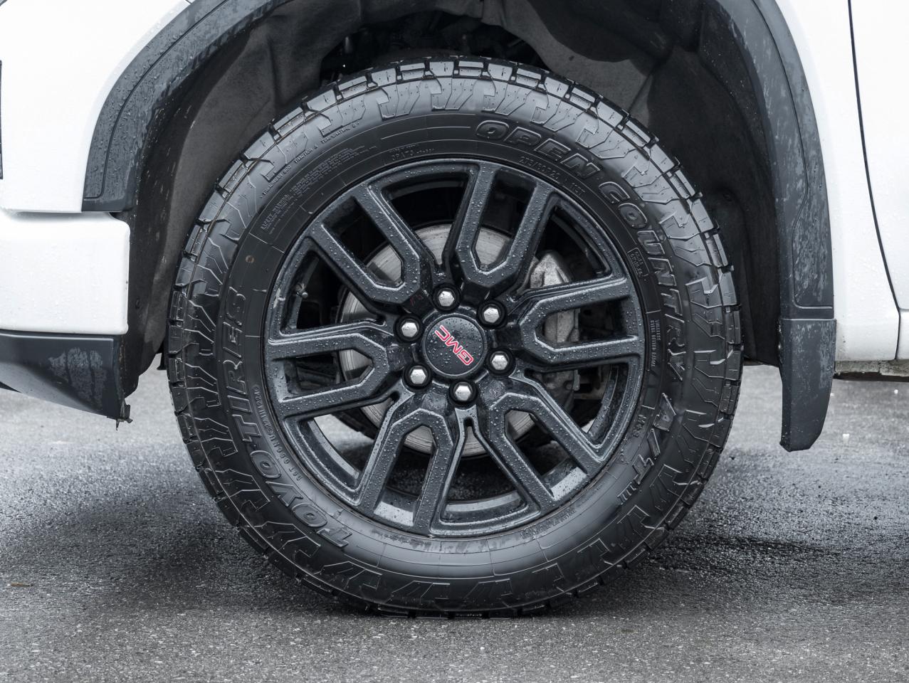 2022 GMC Sierra 1500 4WD Crew Cab 147  Elevation Photo3