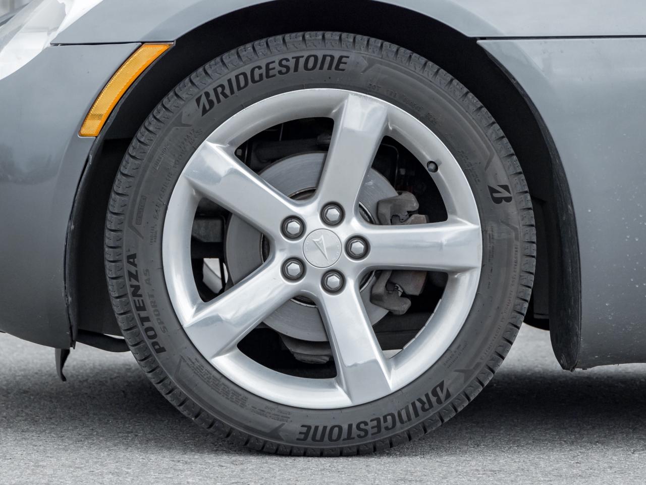 2006 Pontiac Solstice 2dr Conv, 5-SPD Manual!!, 2.4L, 18" Wheels Photo3