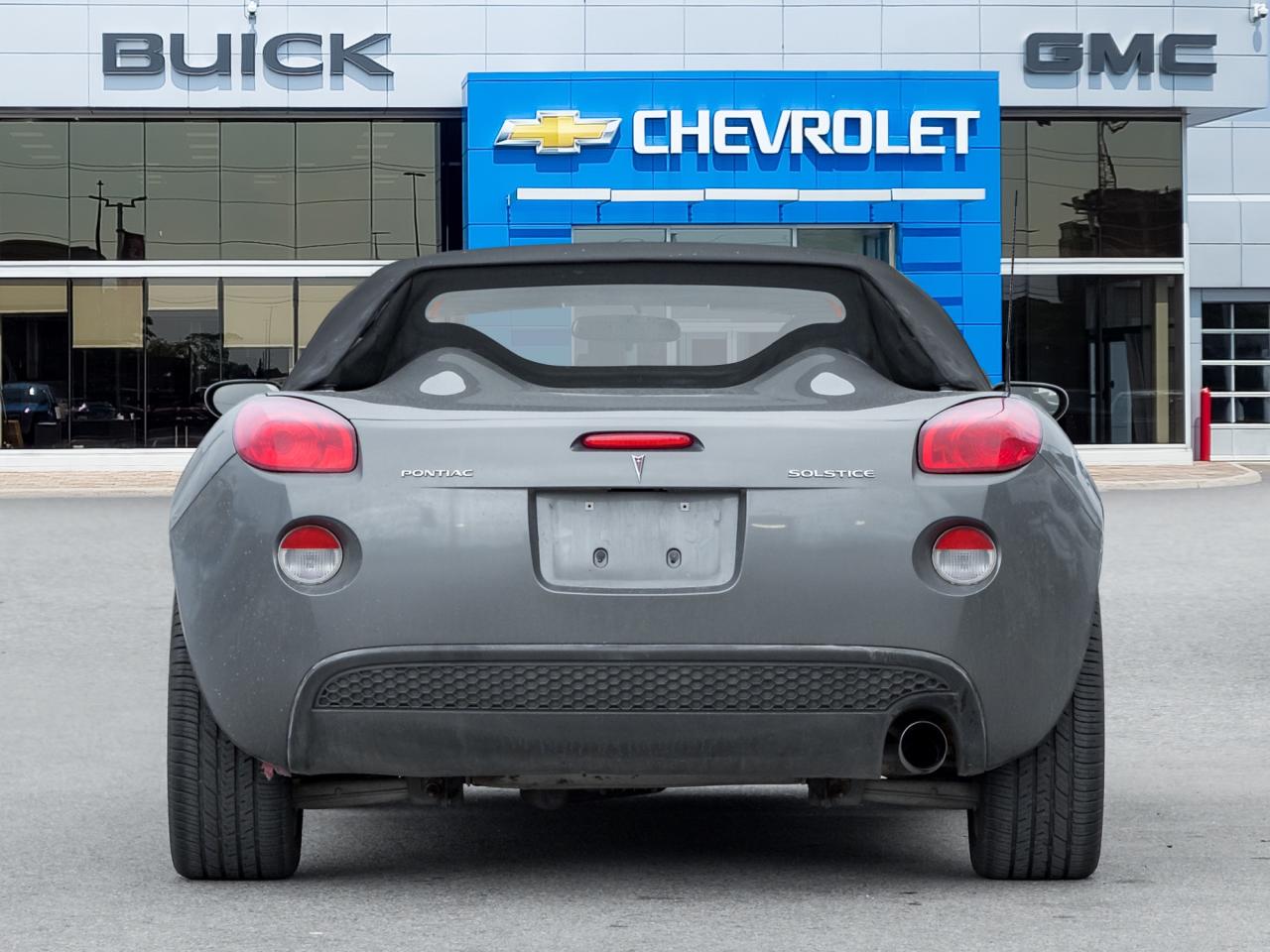 2006 Pontiac Solstice 2dr Conv, 5-SPD Manual!!, 2.4L, 18" Wheels Photo