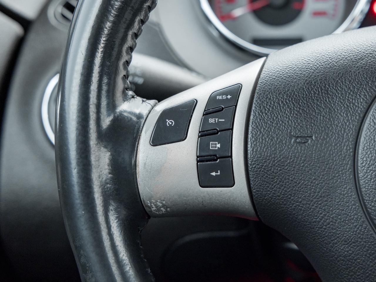 2006 Pontiac Solstice 2dr Conv, 5-SPD Manual!!, 2.4L, 18" Wheels Photo