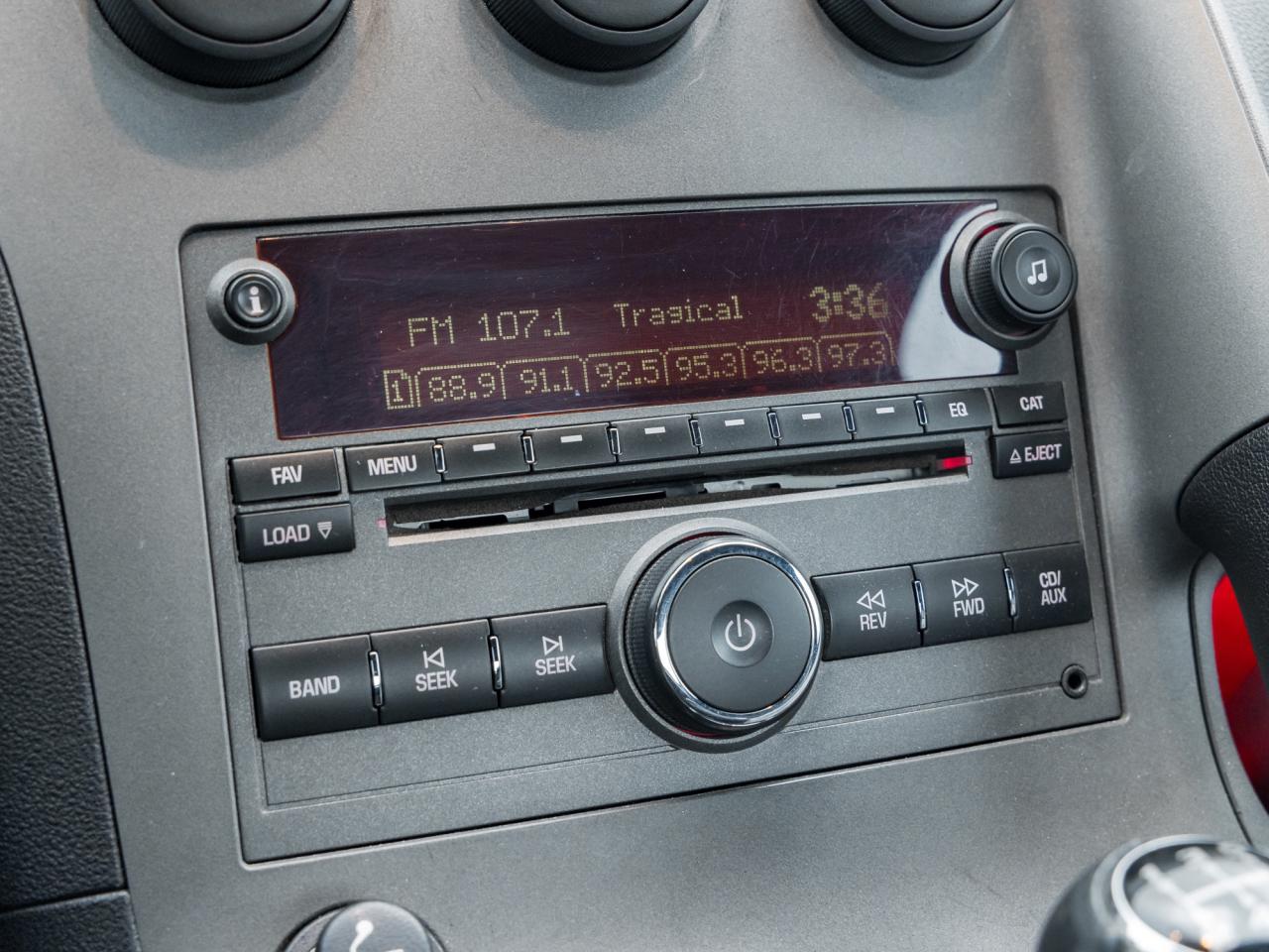 2006 Pontiac Solstice 2dr Conv, 5-SPD Manual!!, 2.4L, 18" Wheels Photo