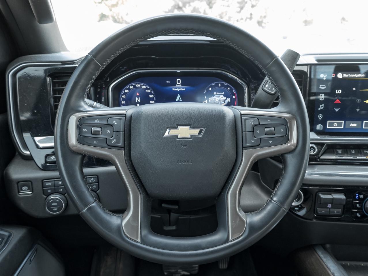 2024 Chevrolet SILVERADO 2500HD No Accident, Trailering, Tech, Off-Rd, Safety Pkgs Photo