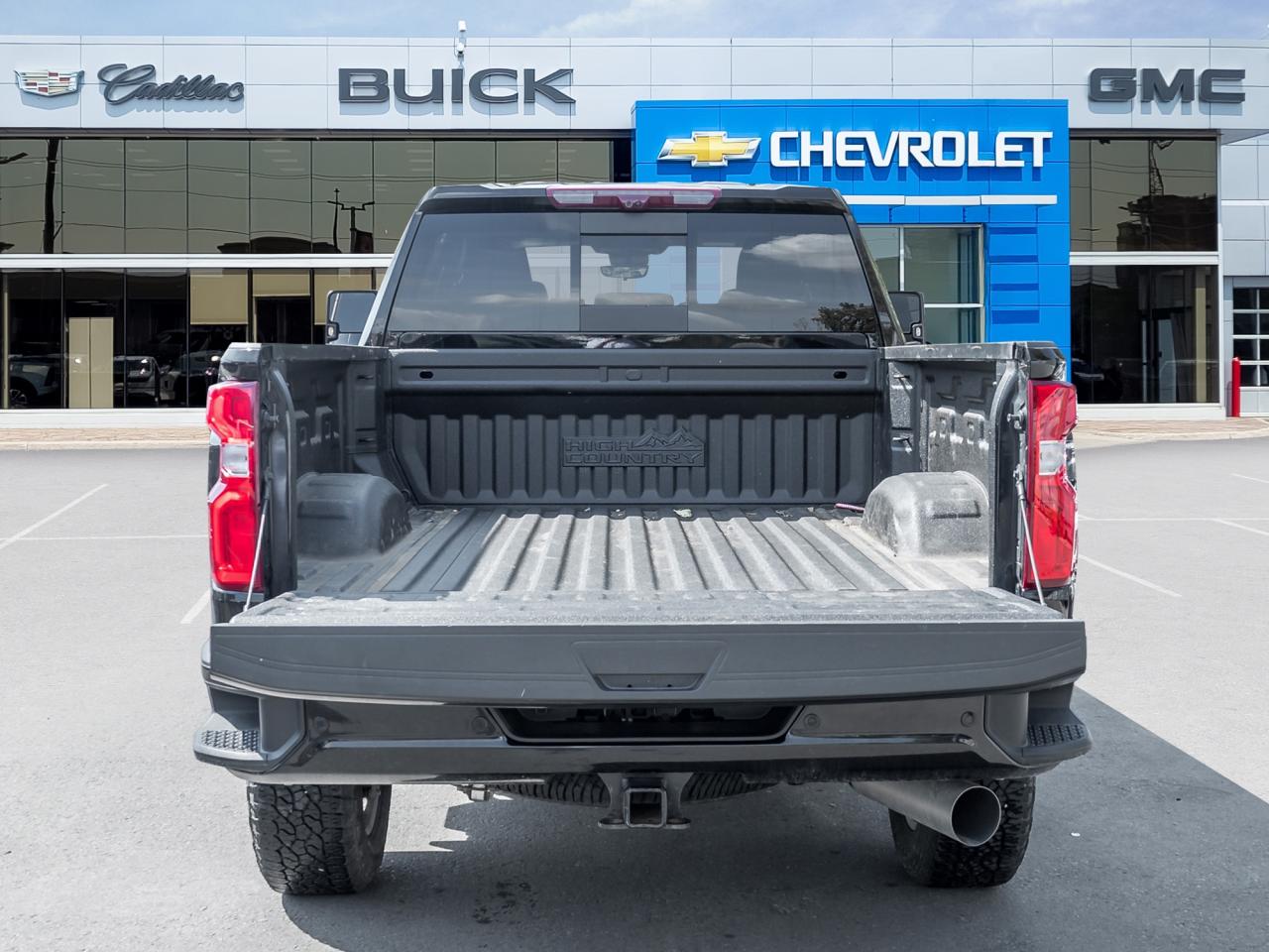 2024 Chevrolet SILVERADO 2500HD No Accident, Trailering, Tech, Off-Rd, Safety Pkgs Photo