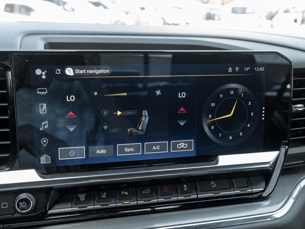 2024 Chevrolet SILVERADO 2500HD No Accident, Trailering, Tech, Off-Rd, Safety Pkgs Photo