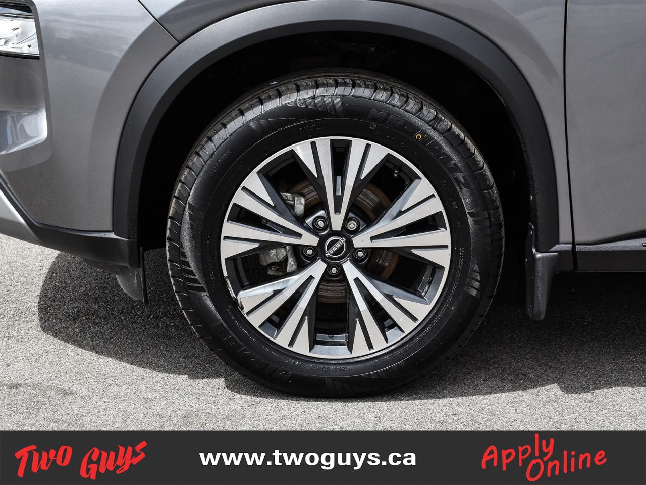 2022 Nissan Rogue SV AWD   Panoroof   Htd Cloth   New Tires Photo4