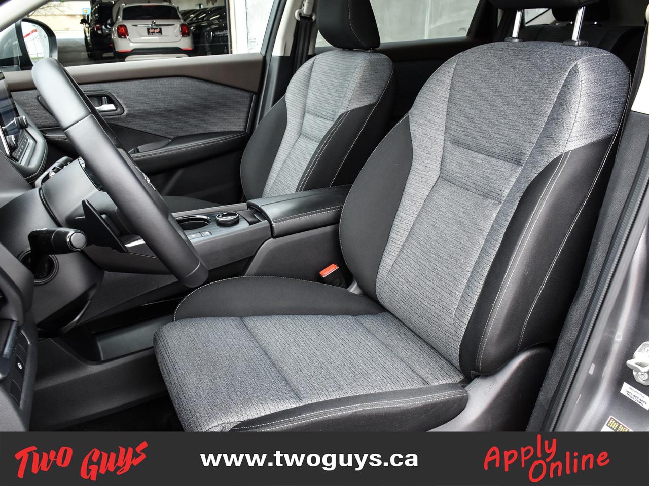 2022 Nissan Rogue SV AWD   Panoroof   Htd Cloth   New Tires Photo