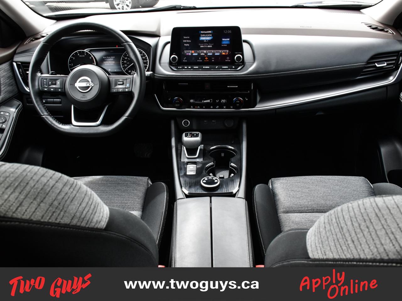 2022 Nissan Rogue SV AWD   Panoroof   Htd Cloth   New Tires Photo