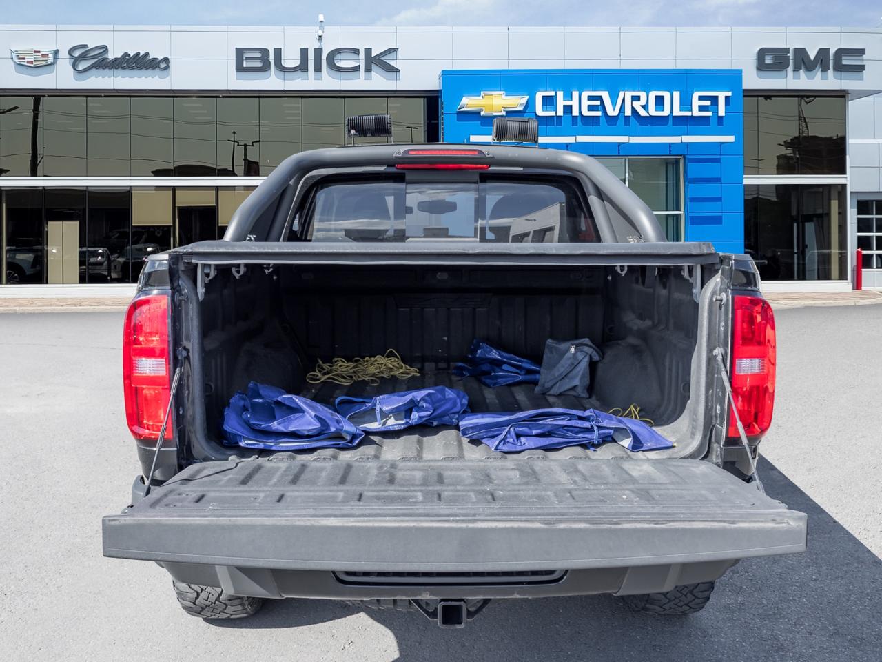 2019 Chevrolet Colorado 4WD ZR2, Midnight Edition, Off-Road Sports Bar Photo