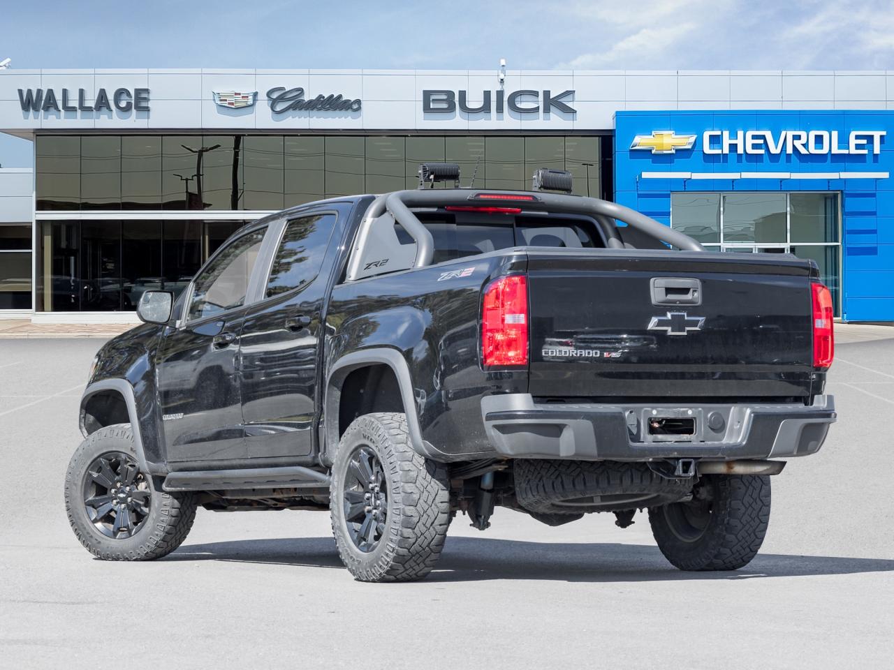 2019 Chevrolet Colorado 4WD ZR2, Midnight Edition, Off-Road Sports Bar Photo