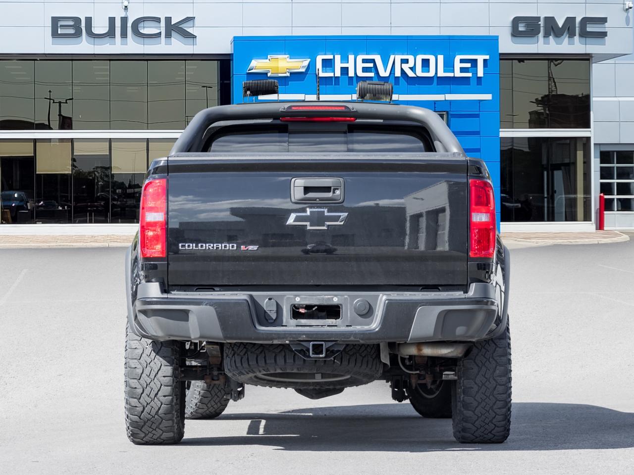 2019 Chevrolet Colorado 4WD ZR2, Midnight Edition, Off-Road Sports Bar Photo