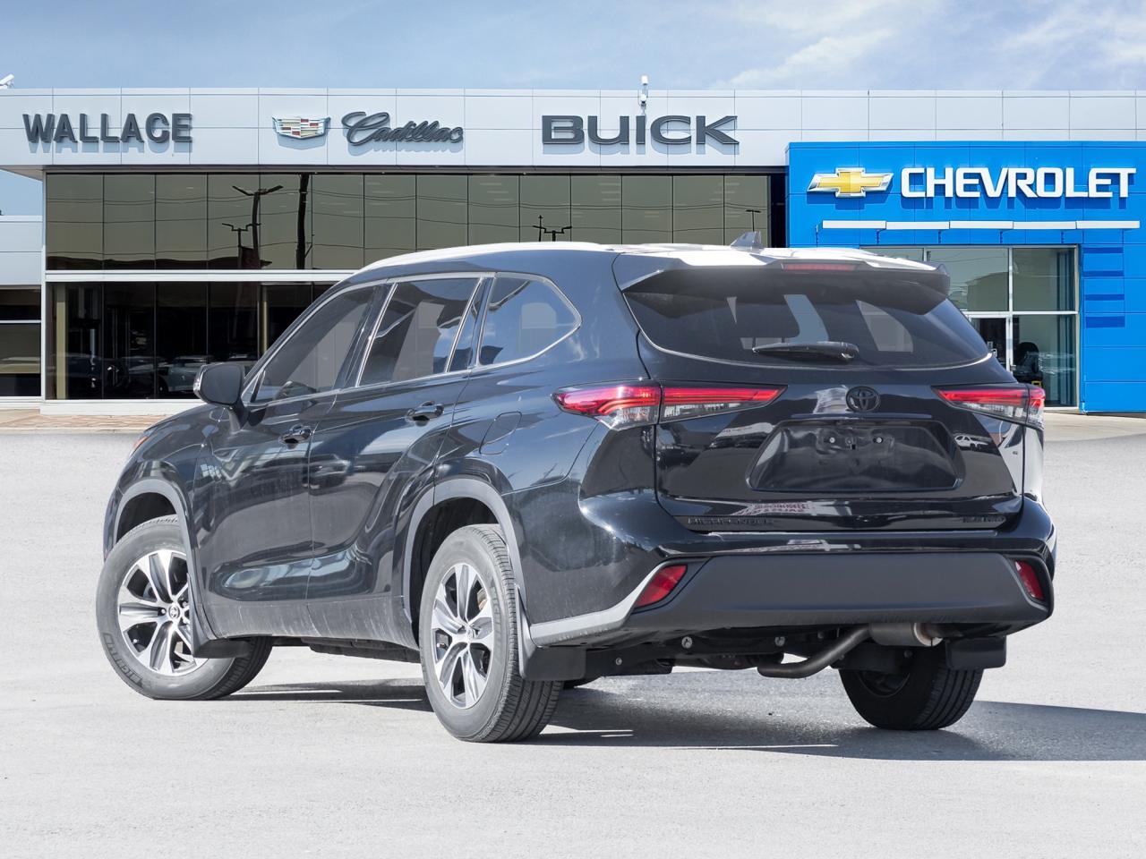 2022 Toyota Highlander XLE AWD Photo