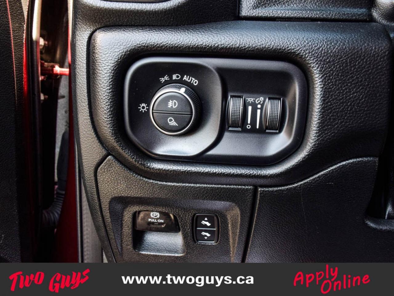 2023 RAM 1500 Sport G/T 5.7L Crew   Panoroof   Nav Photo