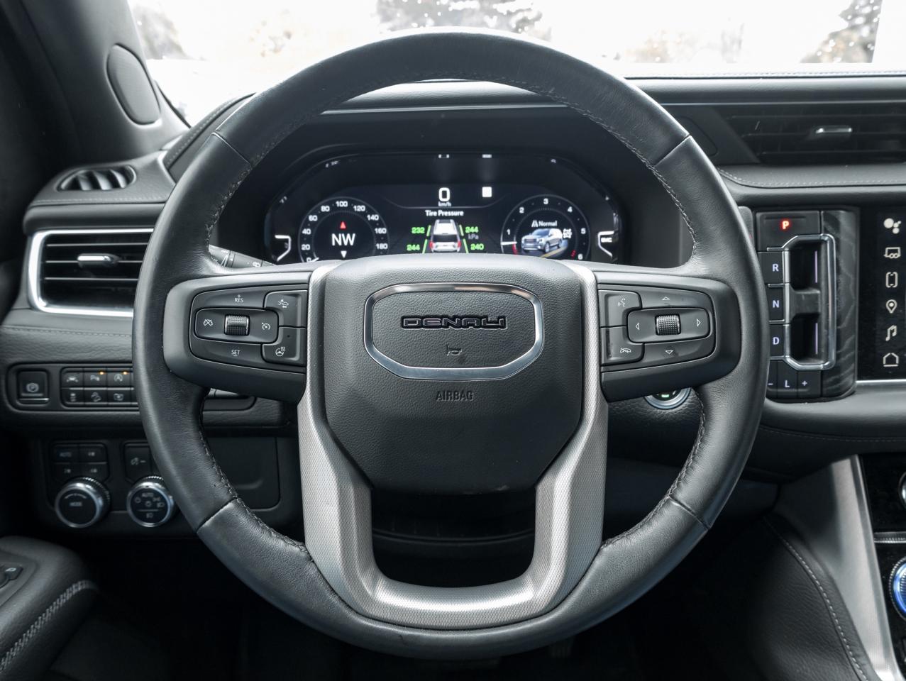 2023 GMC Yukon XL 4WD 4dr Denali, 6.2L, Premium Pkg, One owner Photo