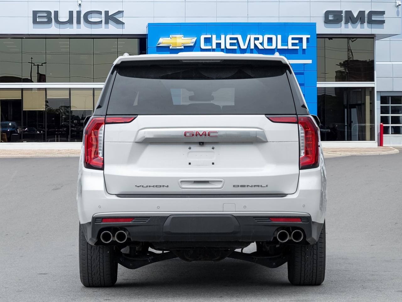 2023 GMC Yukon XL 4WD 4dr Denali, 6.2L, Premium Pkg, One owner Photo