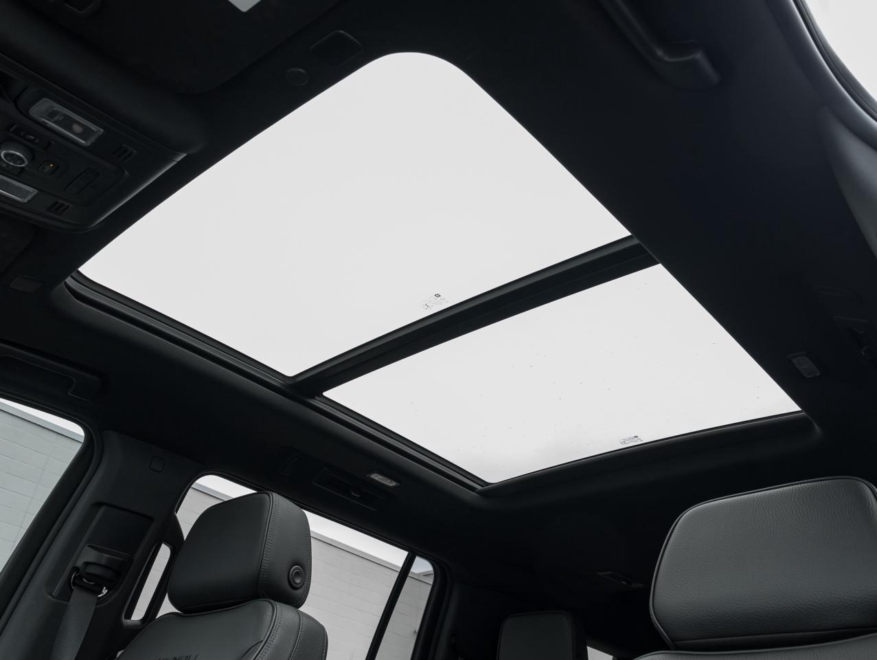 2023 GMC Yukon XL 4WD 4dr Denali, 6.2L, Premium Pkg, One owner Photo