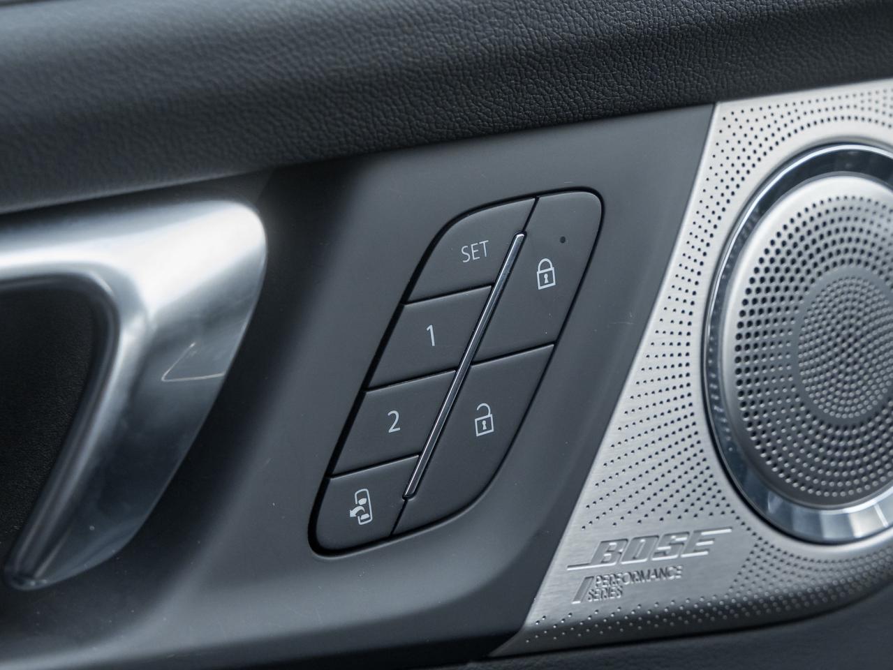 2025 Buick Enclave Avenir Demo Photo