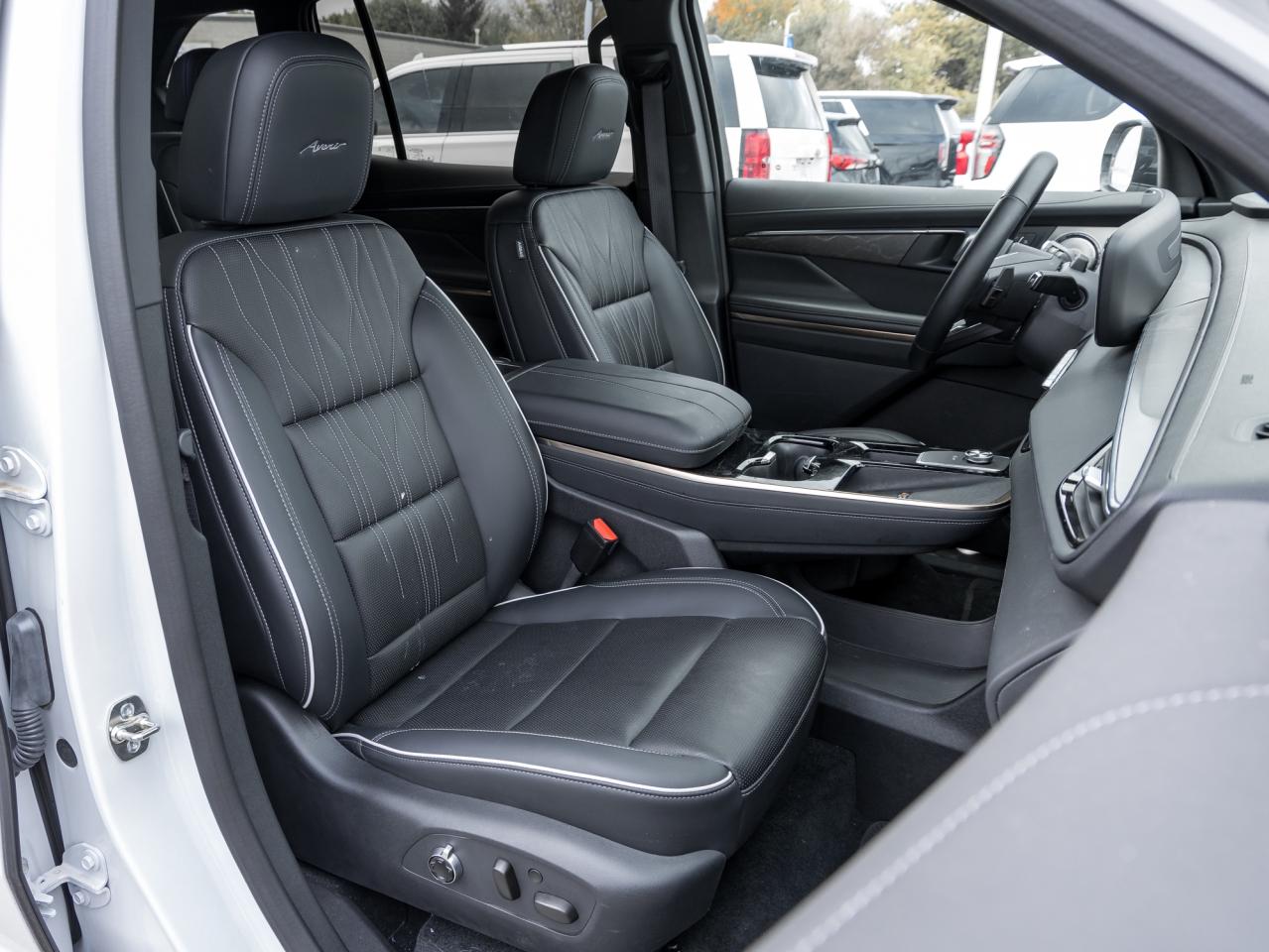 2025 Buick Enclave Avenir Demo Photo