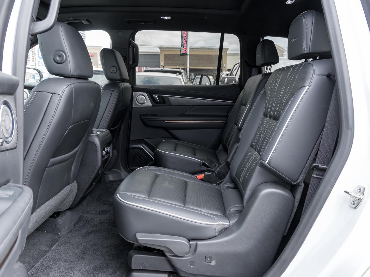 2025 Buick Enclave Avenir Demo Photo