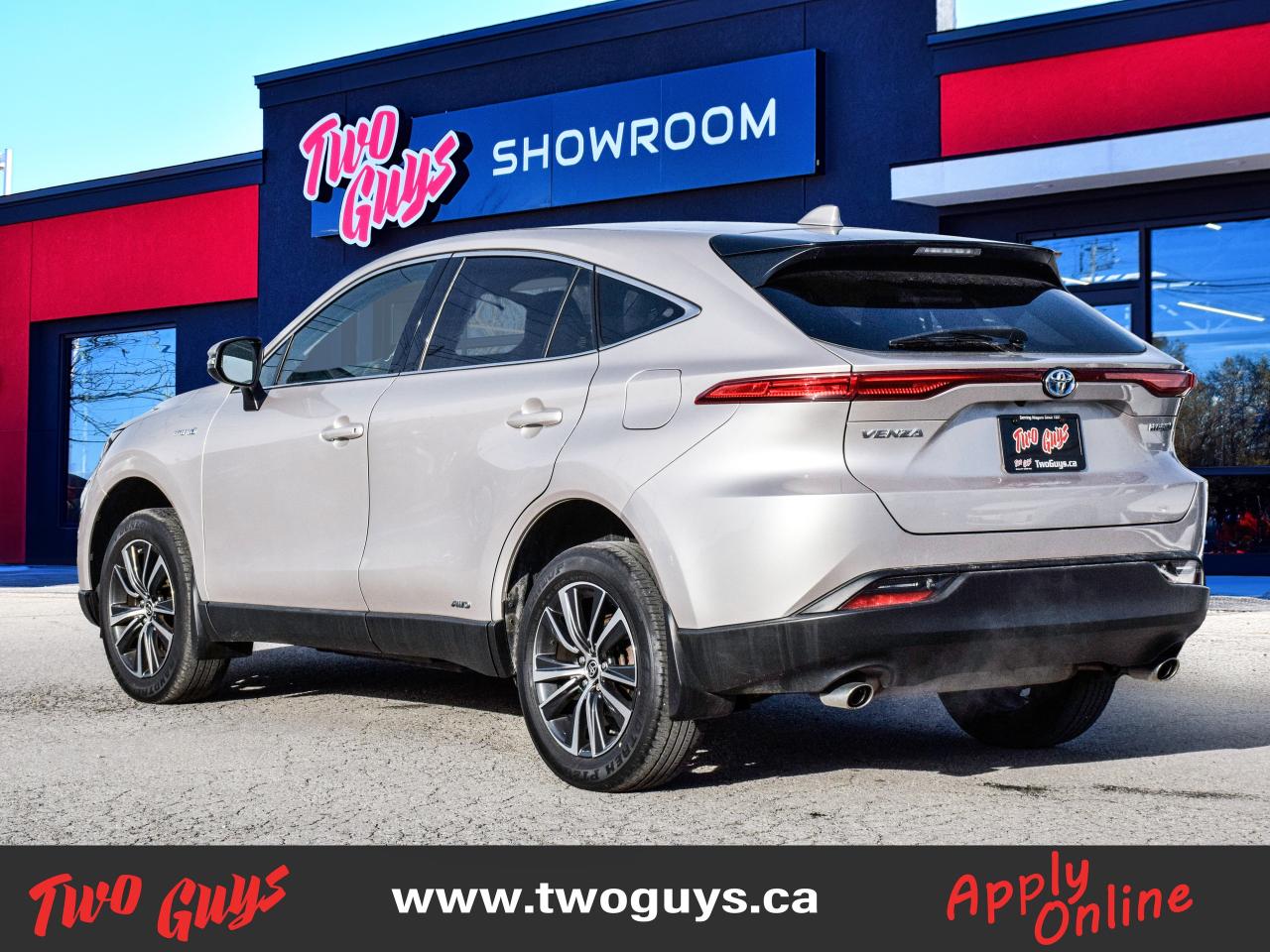 2021 Toyota Venza LE AWD   New Tires   Pwr Hatch   Clean CF Photo