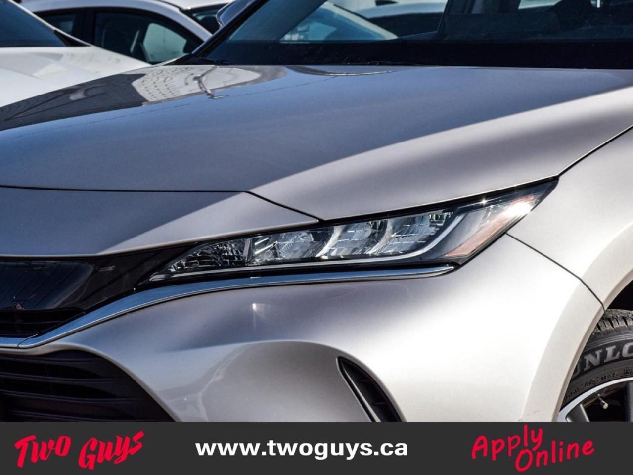 2021 Toyota Venza LE AWD Back Up Camera Heated Front Seats Photo