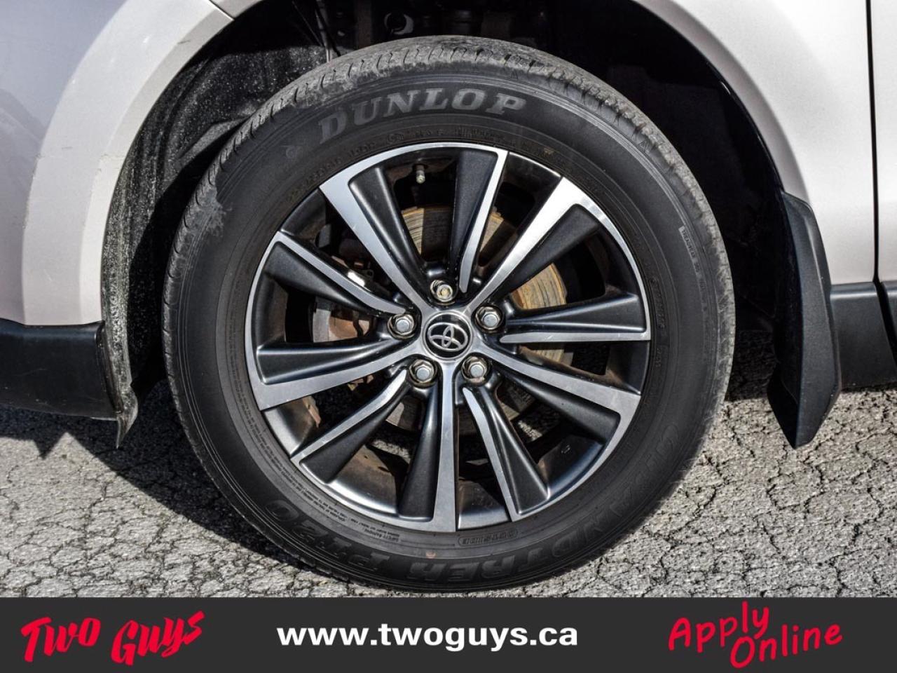2021 Toyota Venza LE AWD   New Tires   Pwr Hatch   Clean CF Photo