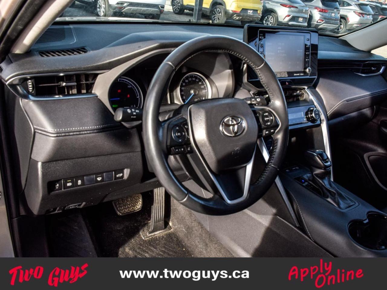 2021 Toyota Venza LE AWD   New Tires   Pwr Hatch   Clean CF Photo