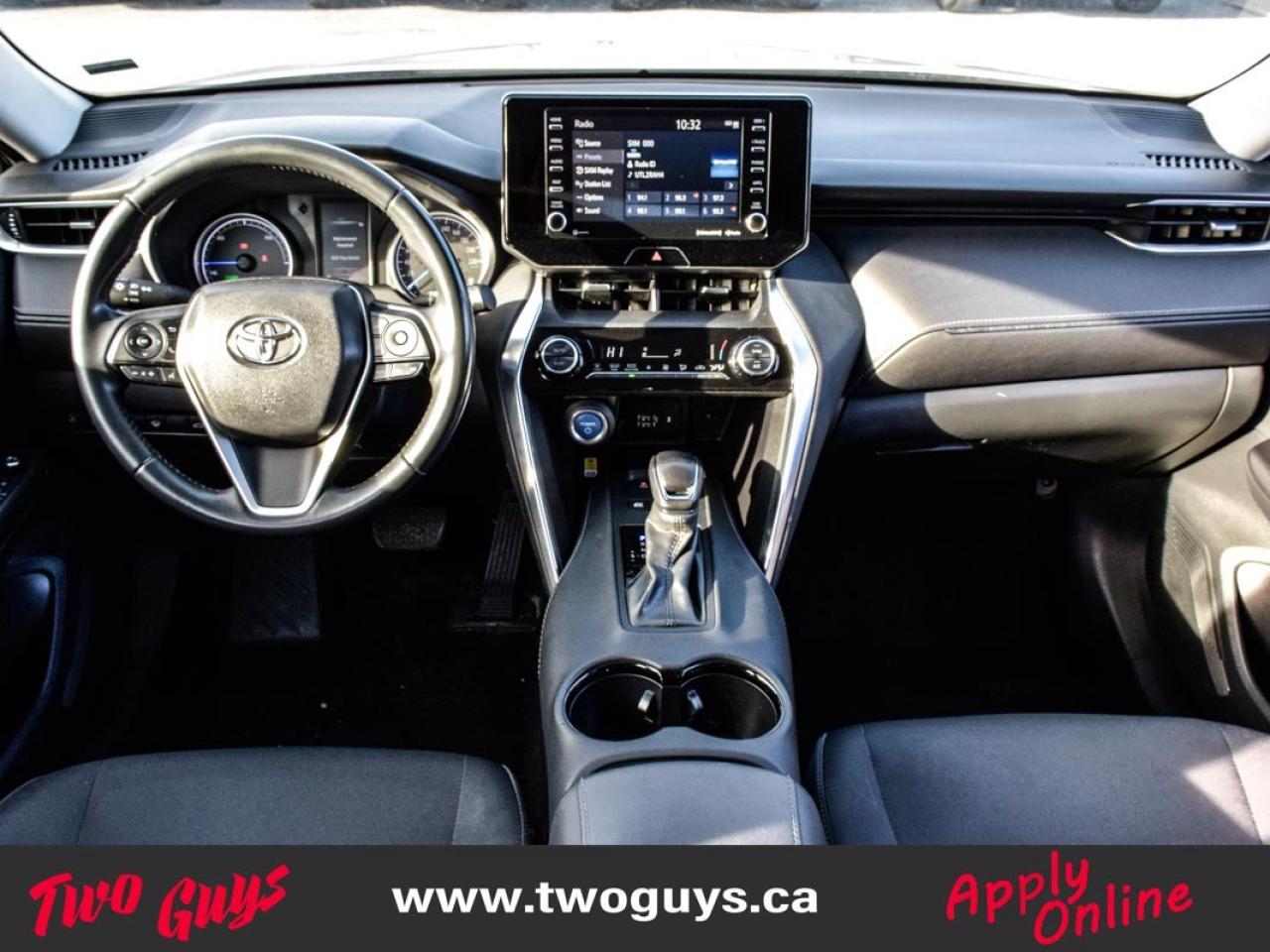 2021 Toyota Venza LE AWD Back Up Camera Heated Front Seats Photo