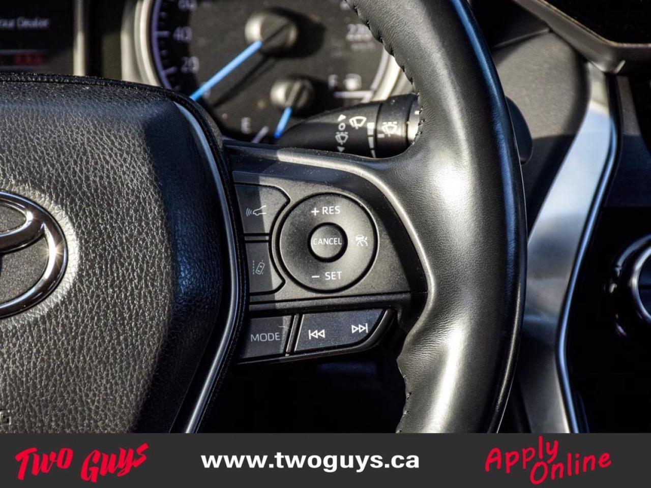 2021 Toyota Venza LE AWD Back Up Camera Heated Front Seats Photo