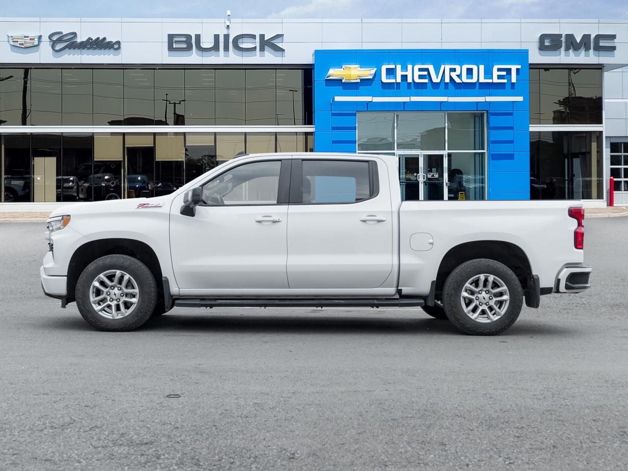 2024 Chevrolet Silverado 1500 4WD Crew RST, True North Pkg, Z71 Off-Road Pkg Photo