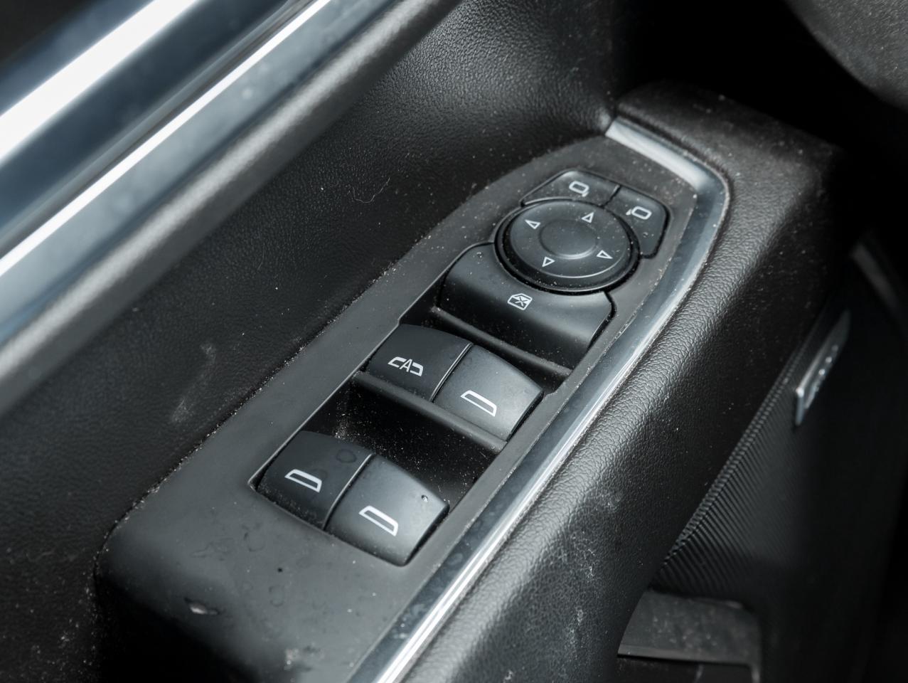 2024 Chevrolet Silverado 1500 4WD Crew RST, True North Pkg, Z71 Off-Road Pkg Photo