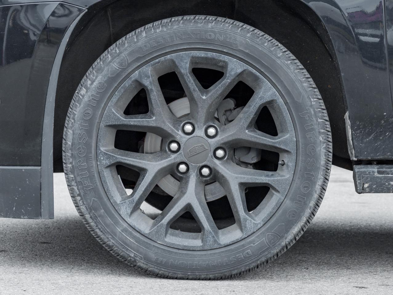 2019 Cadillac Escalade 4WD 4dr Platinum Photo3