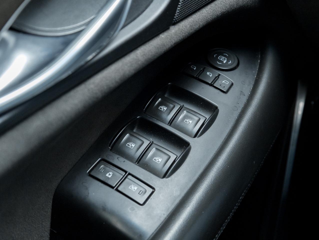 2019 Cadillac Escalade 4WD 4dr Platinum Photo