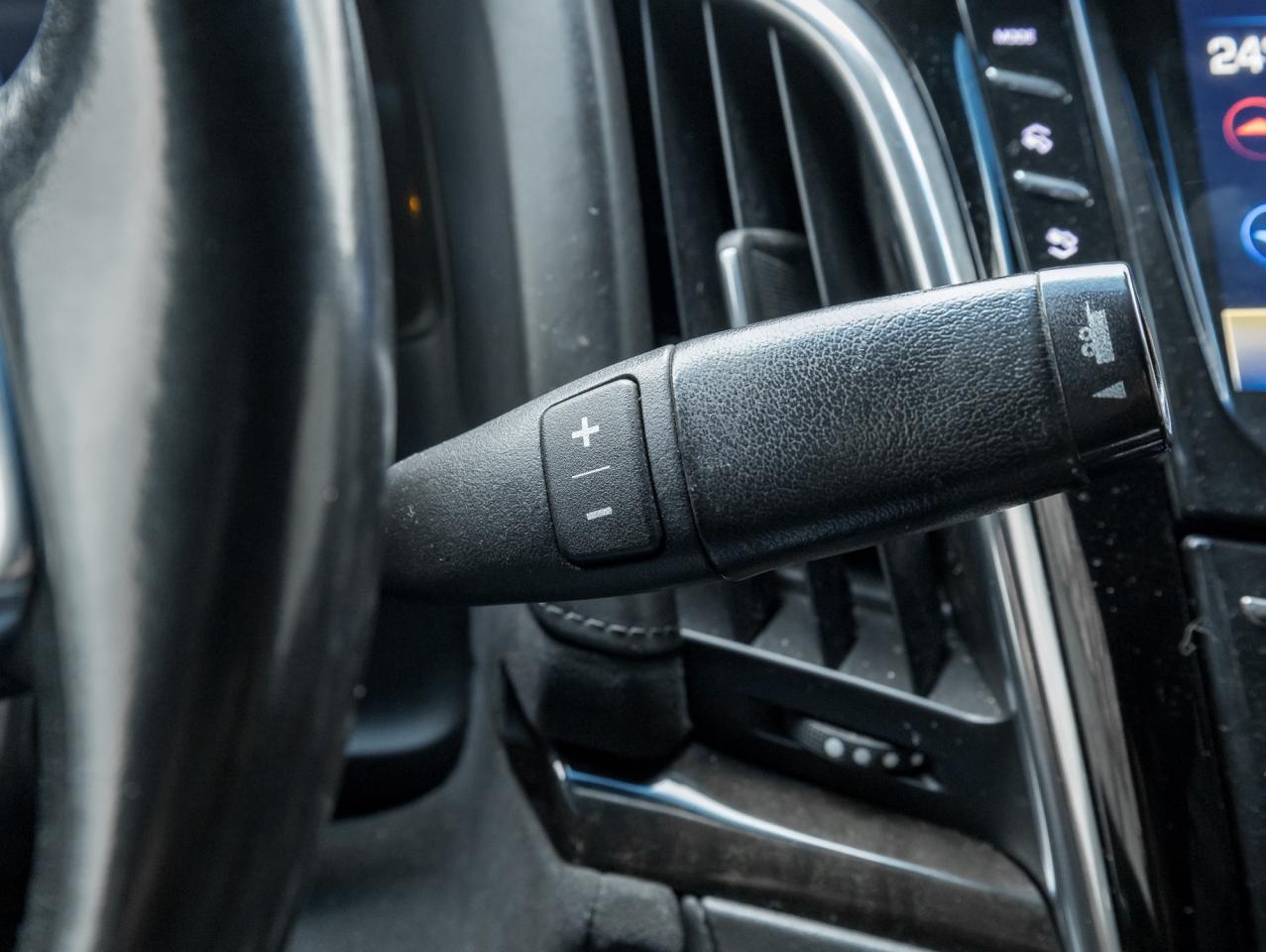 2019 Cadillac Escalade 4WD 4dr Platinum Photo