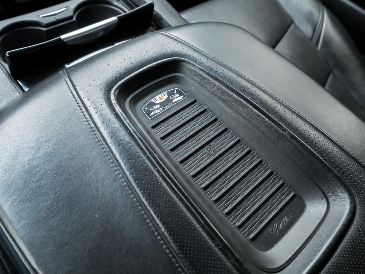 2019 Cadillac Escalade 4WD 4dr Platinum Photo