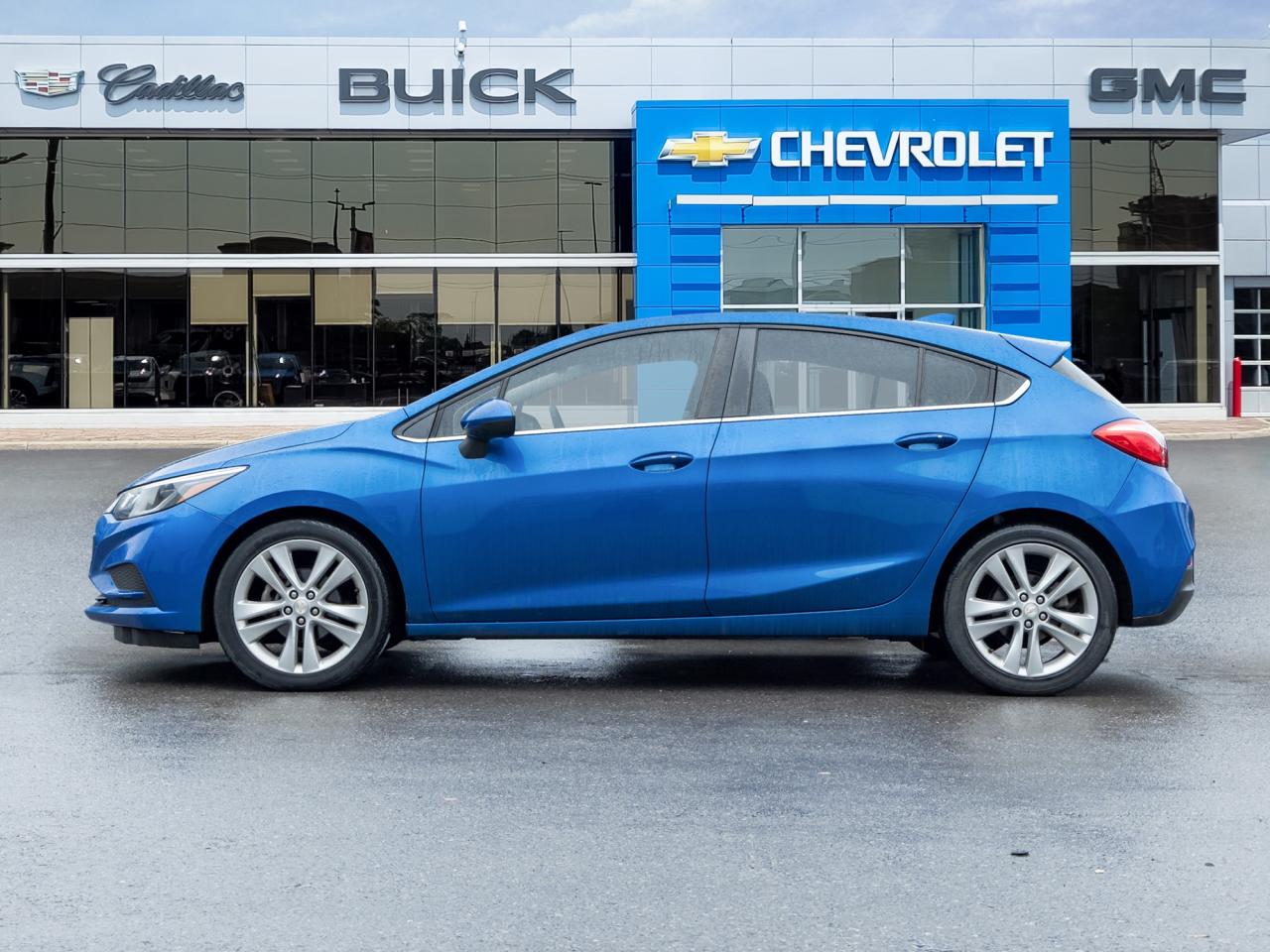 2017 Chevrolet Cruze 4dr HB 1.4L LT w-1SD Photo