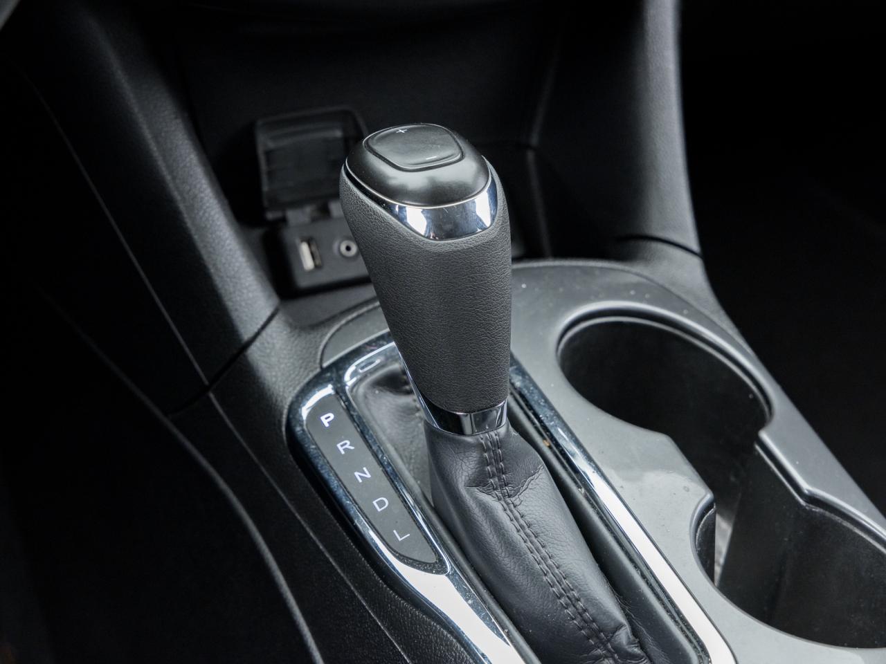 2017 Chevrolet Cruze 4dr HB 1.4L LT w-1SD Photo