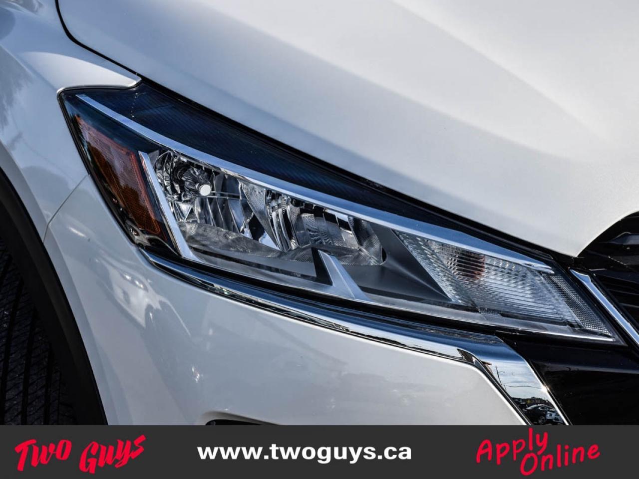 2023 Nissan Kicks SV Special Edition   WOW KMS   Htd Seats Photo