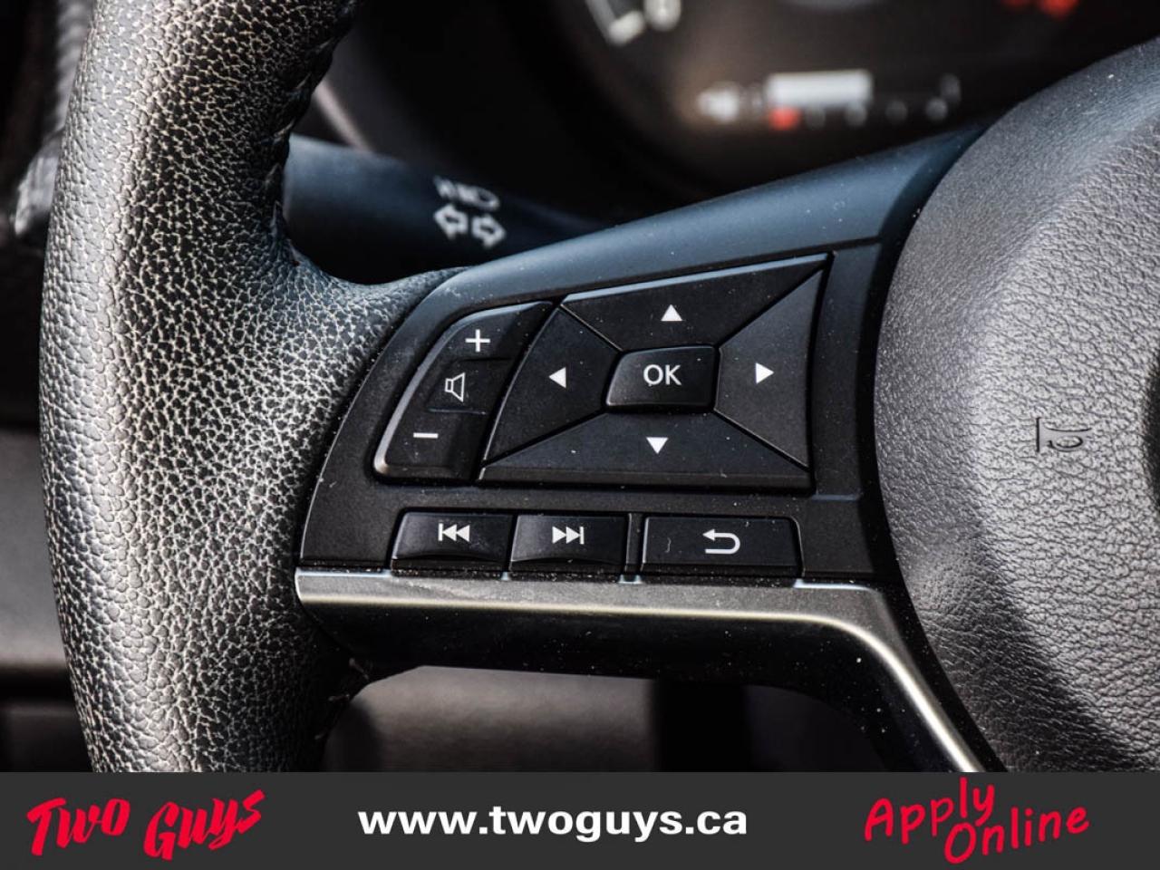 2023 Nissan Kicks SV Special Edition   WOW KMS   Htd Seats Photo