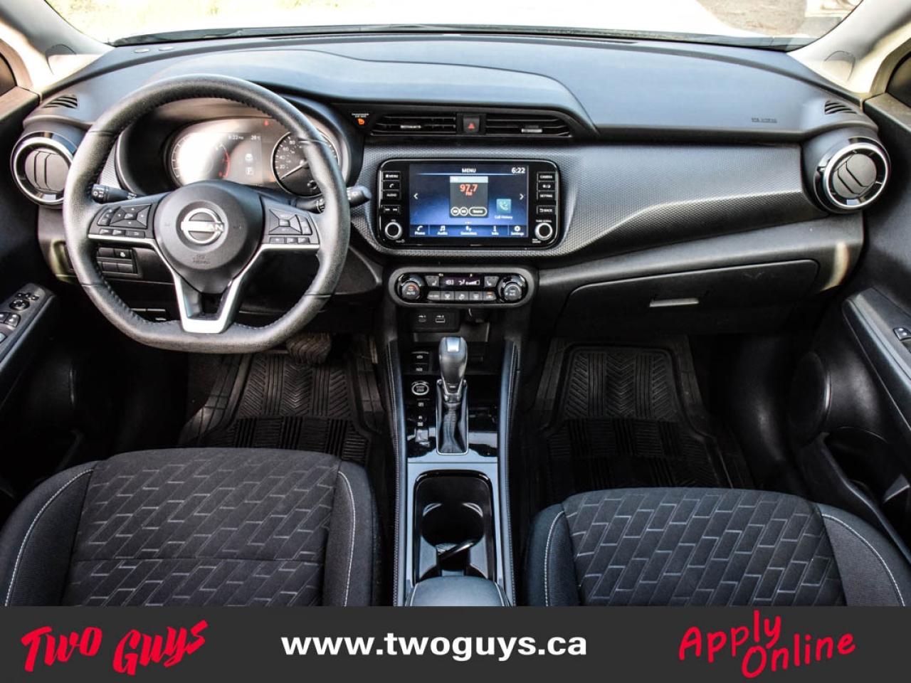 2023 Nissan Kicks SV Special Edition   WOW KMS   Htd Seats Photo